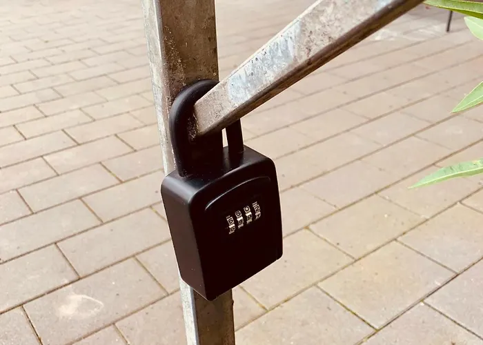 Feelslikehome - Schoene&Zentral Angebundene Altbauwohnung Mit Parkplatz