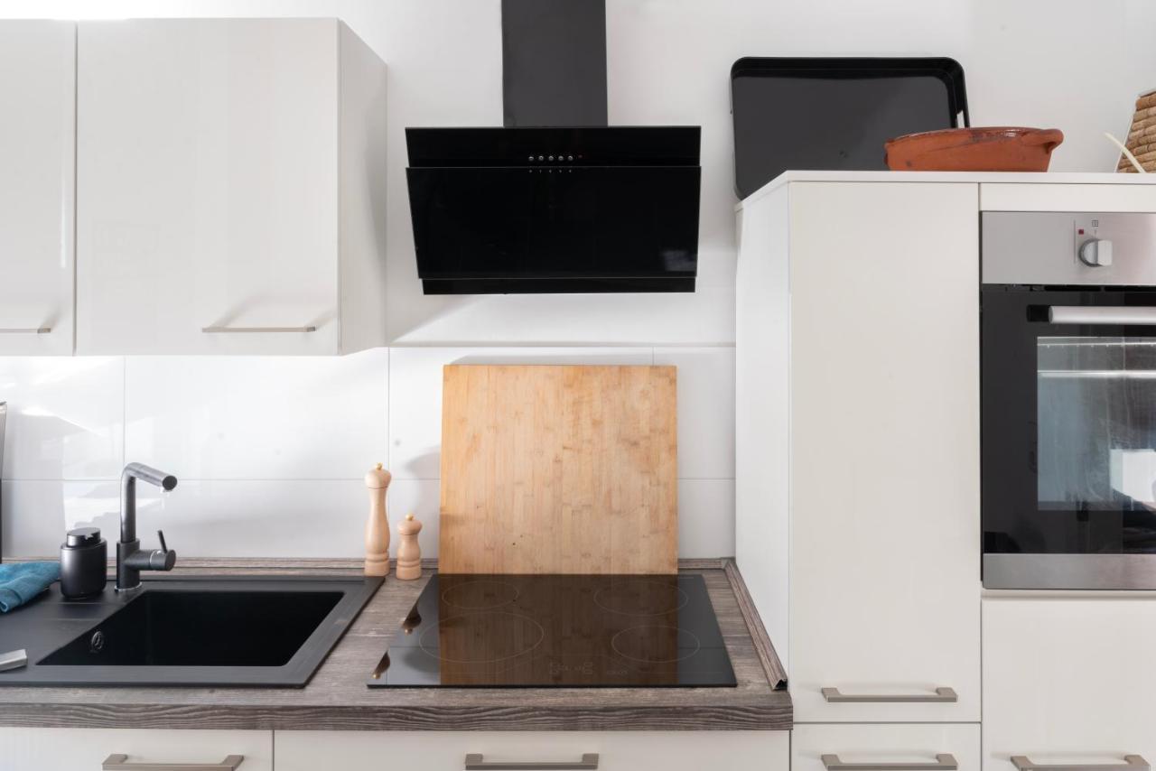 Feelslikehome - Schoene&zentral Angebundene Altbauwohnung Mit Parkplatz Apartment Bochum